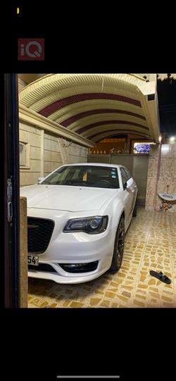 كرايسلر 300